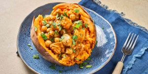 Recette Chicken and Chickpea Curry Stuffed Sweet Potatoes