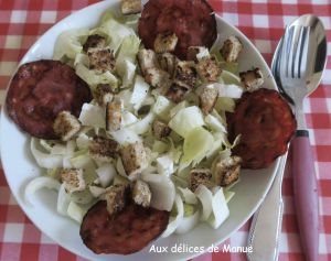 Recette Salade d'endives au chorizo croustillant et feta