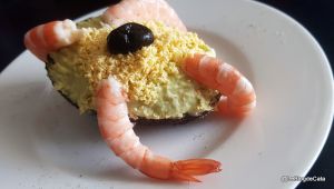 Recette Avocat aux crevettes  (Keto)