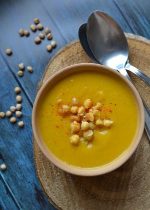 Recette Velouté de courge, carottes et pois chiches #vég