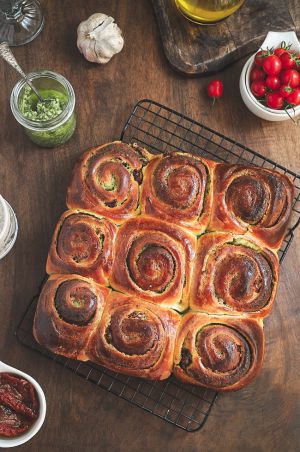 Recette Brioche salée pesto tomates conites