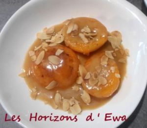Recette Abricots rôtis , crème à l'amaretto