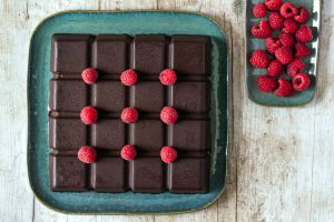 Recette Entremets mousse framboise et coque en chocolat