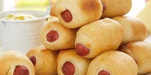 Recette My Grandpa’s 3-Ingredient Kielbasa in a Blanket Is the Perfect Party Appetizer