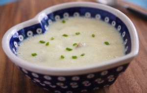 Recette Soupe aux patates végétarienne la plus facile à faire (Un délice!)