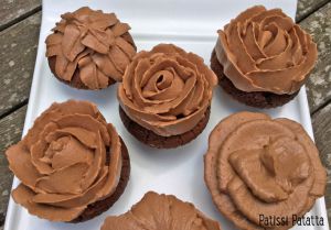 Recette Cupcakes chocolat, fève tonka et ganache chocolat/caramel