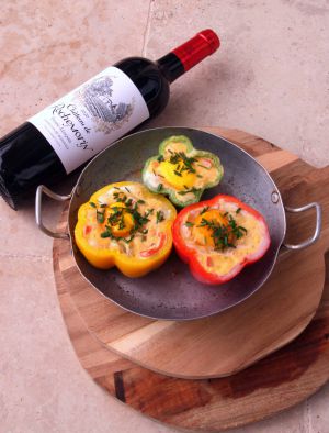 Recette Œufs cocotte en poivron, Château de Rochemorin rouge 2020