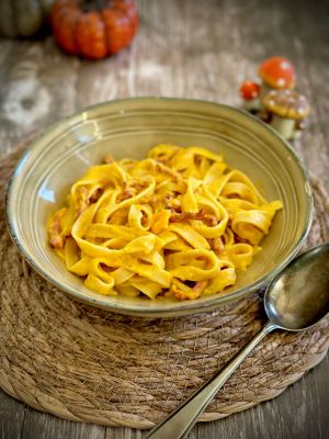 Recette Tagliatelles façon carbonara à la crème de potiron et lardons