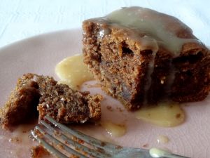 Recette Gâteau aux dattes et caramel – Sticky toffee pudding