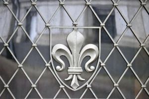 Recette Fleur de lys en généalogie familiale : Histoire, sens, usages et inspirations culinaires
