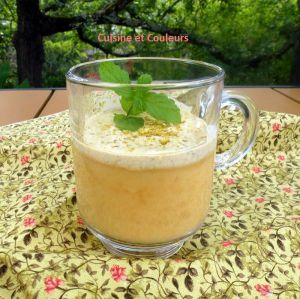 Recette Cappuccino de pêches, crème de pistaches