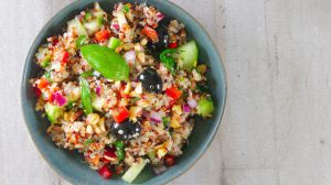 Recette Salade de quinoa végétarienne en vidéo