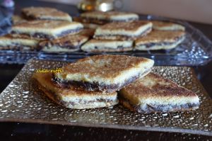 Recette Mella - braj ( losanges de semoule aux dattes écrasées- ghars) / pâtisserie algérienne