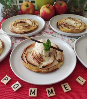 Recette Tartelettes fines aux pommes