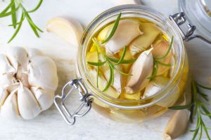 Recette What Happens to Your Body When You Combine Garlic and Olive Oil?