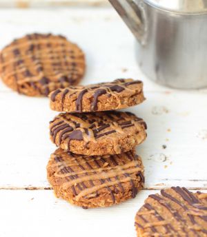 Recette Biscuits croquant avoine & amande (vegan & sans sucre)