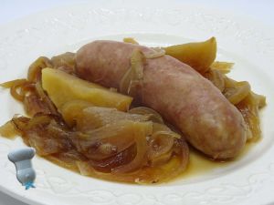Recette Diots aux pommes et oignons caramélisés