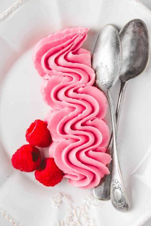 Recette Crème au Beurre Framboise