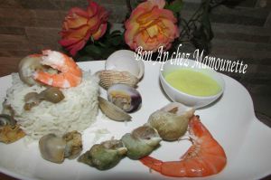 Recette Riz basmati aux bulots, praires, palourdes, crevettes sauce curcuma et plateau de fruits de mer pour une journée spéciale