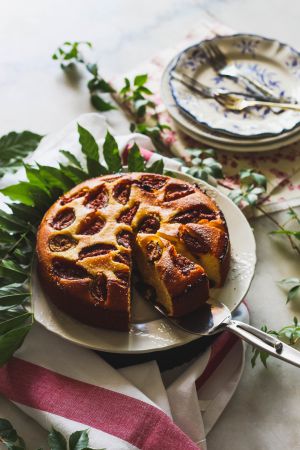 Recette Gâteau aux fruits, amande et polenta // Fruits, almonds and polenta cake