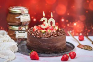 Recette Layer cake fraise chocolat pour un anniversaire gourmand