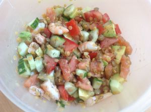 Recette Salade aux deux lentilles, saumon, crevettes et avocat