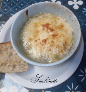 Recette Soupe à l'oignon à la toulousaine