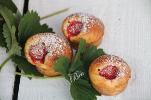 Recette Mini muffins aux fraises et à la liqueur de fleurs de sureau