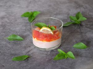 Recette Mousse de tarama, pamplemousse confit et saumon fumé