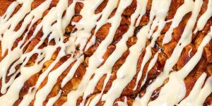 Recette This Sweet Cinnamon Roll Focaccia Recipe Starts With a Genius Shortcut