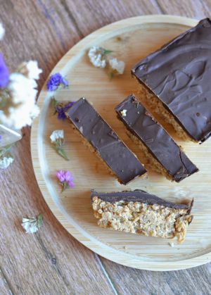 Recette Barres flocons d'avoine beurre de cacahouète et chocolat #vég