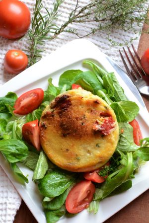 Recette Galettes de polenta champignons tomates séchées #végétarien