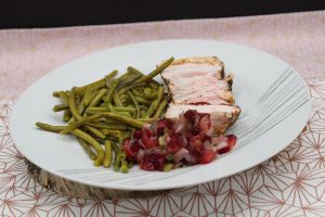 Recette Côte de veau marinée au piment d’Espelette, brunoise de prunes, poire et céleri