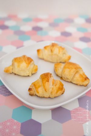 Recette Croissants spécial apéro feuilletés au saumon & fromage frais
