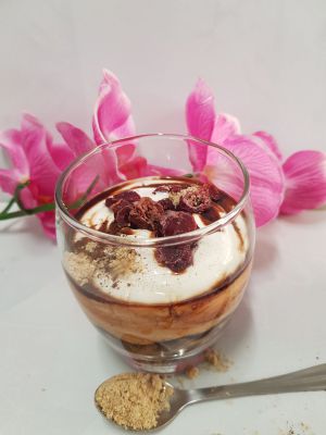 Recette Dessert facile bananes /fromage blanc / flocons d'avoine / poudre de chaga