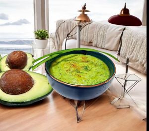 Recette Crème ail à 3 angles/ avocats / œufs durs