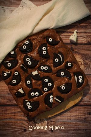 Recette Halloween #40 - Brownie aux oreos et aux yeux