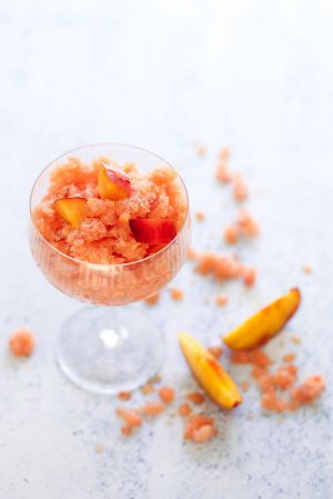 Recette Granité pêche champagne façon Bellini