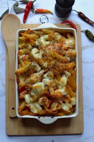 Recette Gratin de pâtes tomates, chou fleur et mozzarella #végétarien