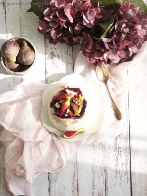 Recette Pavlova figues et crème de marrons