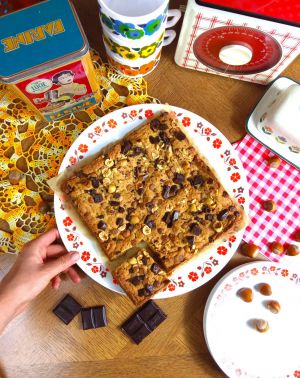 Recette Cookie géant sans gluten à la farine d'amande, noisettes et chocolat