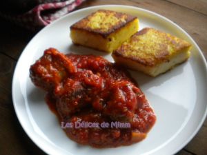 Recette Ragù de saucisses italiennes et polenta grillée au parmesan