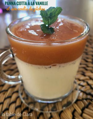 Recette Panna cotta à la vanille et son coulis de pêches