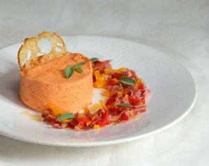 Recette Entrée estivale aux poivrons rouges et piperade