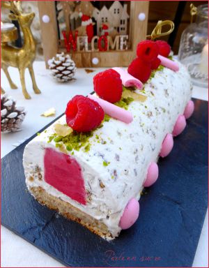 Recette Bûche glacée nougat framboise {vegan}