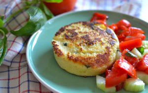 Recette Galettes de semoule aux haricots et tomates séchées #végétarien