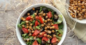 Recette Salade d'aubergines et pois chiches rôtis