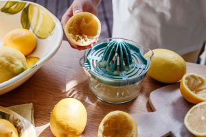 Recette Fresh vs. Bottled Lemon Juice: Which Has More Vitamin C?