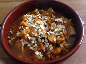 Recette Tajine poulet abricots amandes au cookéo