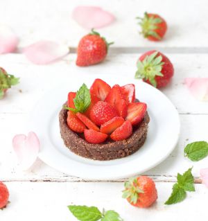 Recette Tarte crue chocofraise (vegan & sans sucre)